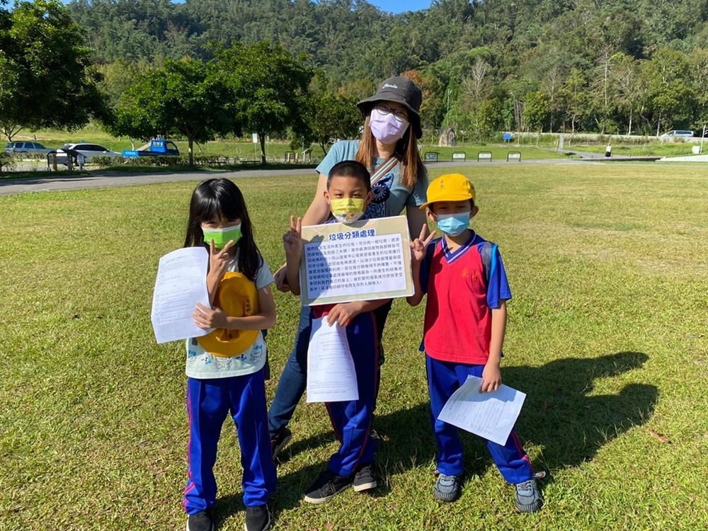 學員透過學習單提示順利找到線索 學員透過學習單提示順利找到線索