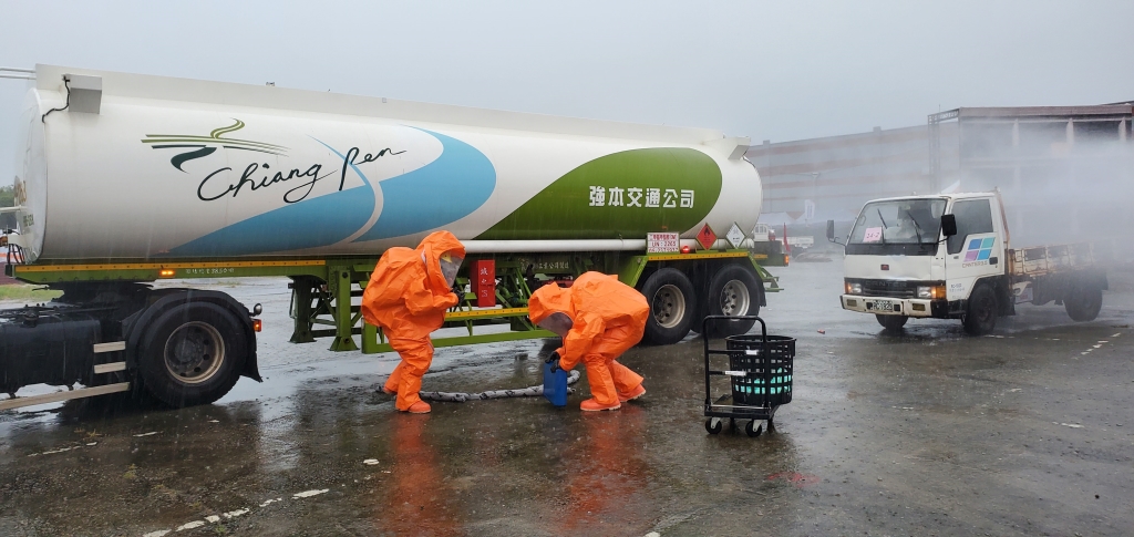 南投縣全民防衛動員暨災害防救 民安6號 毒性化災搶救演習圓滿成功 綜合計畫科 南投縣政府環境保護局
